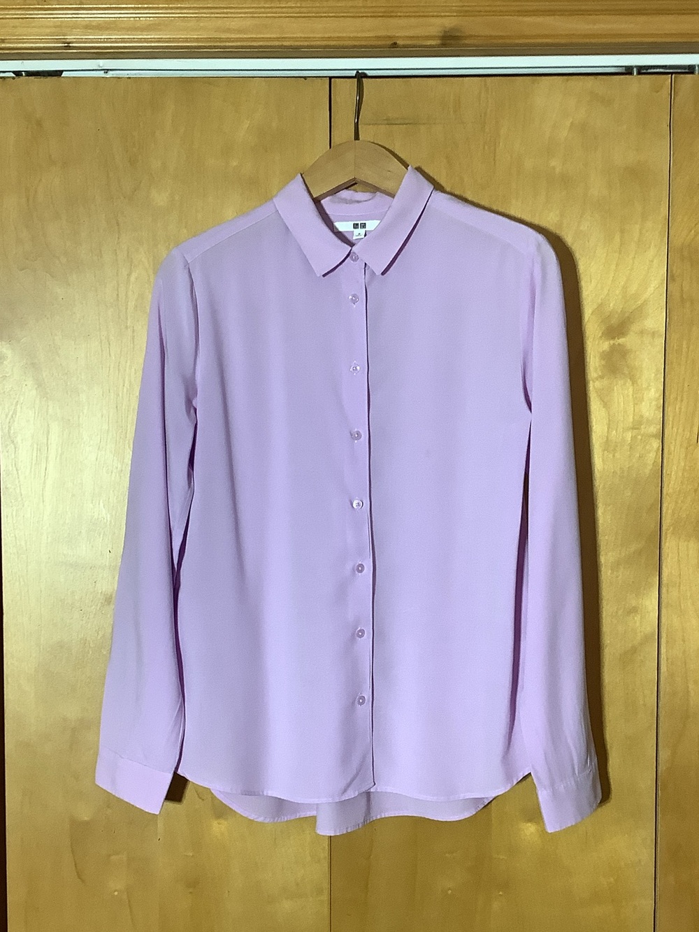 Uniqlo pale lilac blouse, size medium
